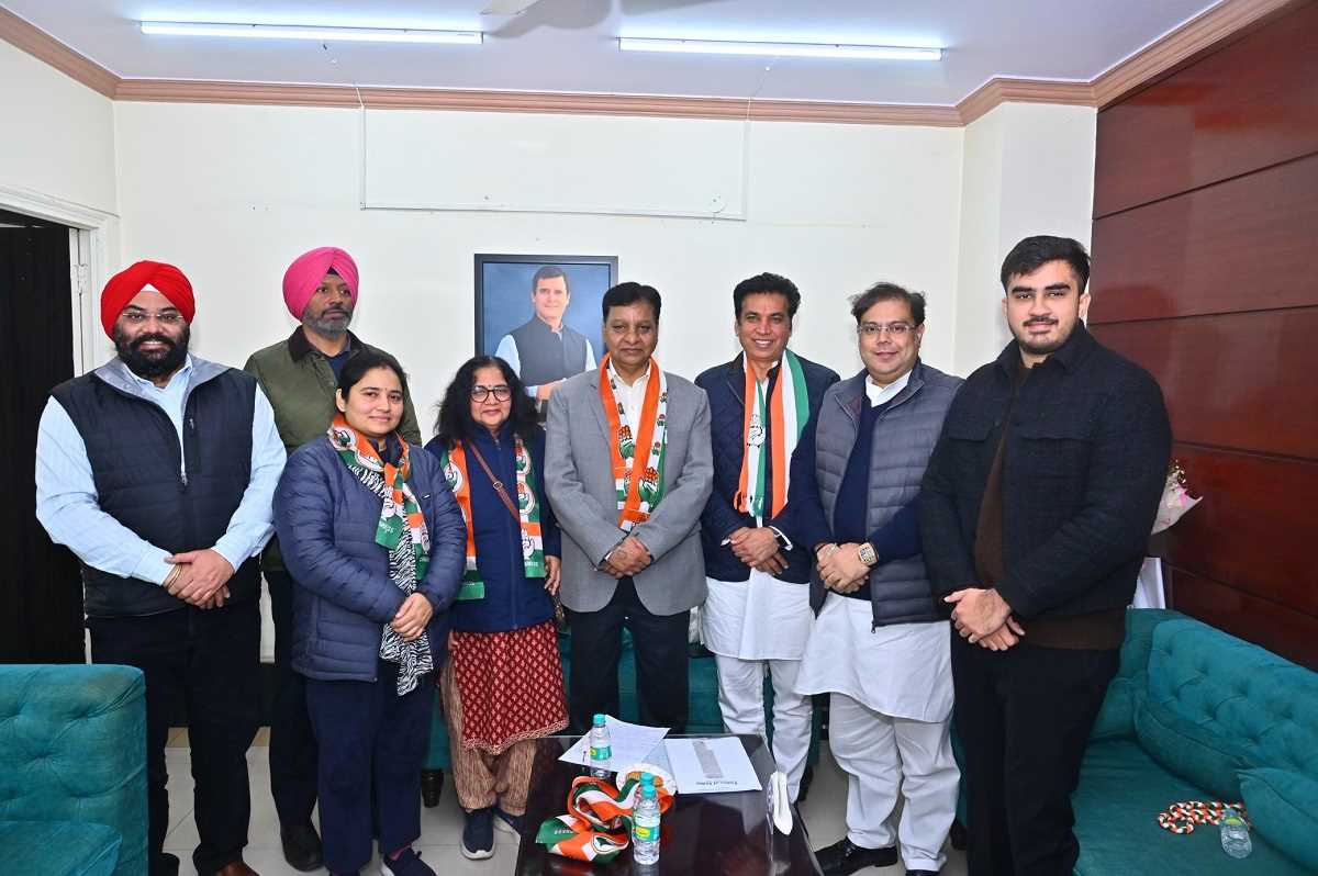 कांग्रेस में शामिल हुए आप नेता पठानिया और मोनिका