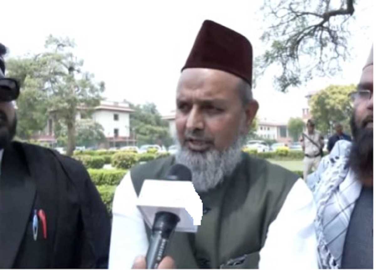 वक्फ कानून में हैं कई अनियमितताएं, हमें सुप्रीम कोर्ट से जरूर मिलेगा इंसाफ : मौलाना इरफान