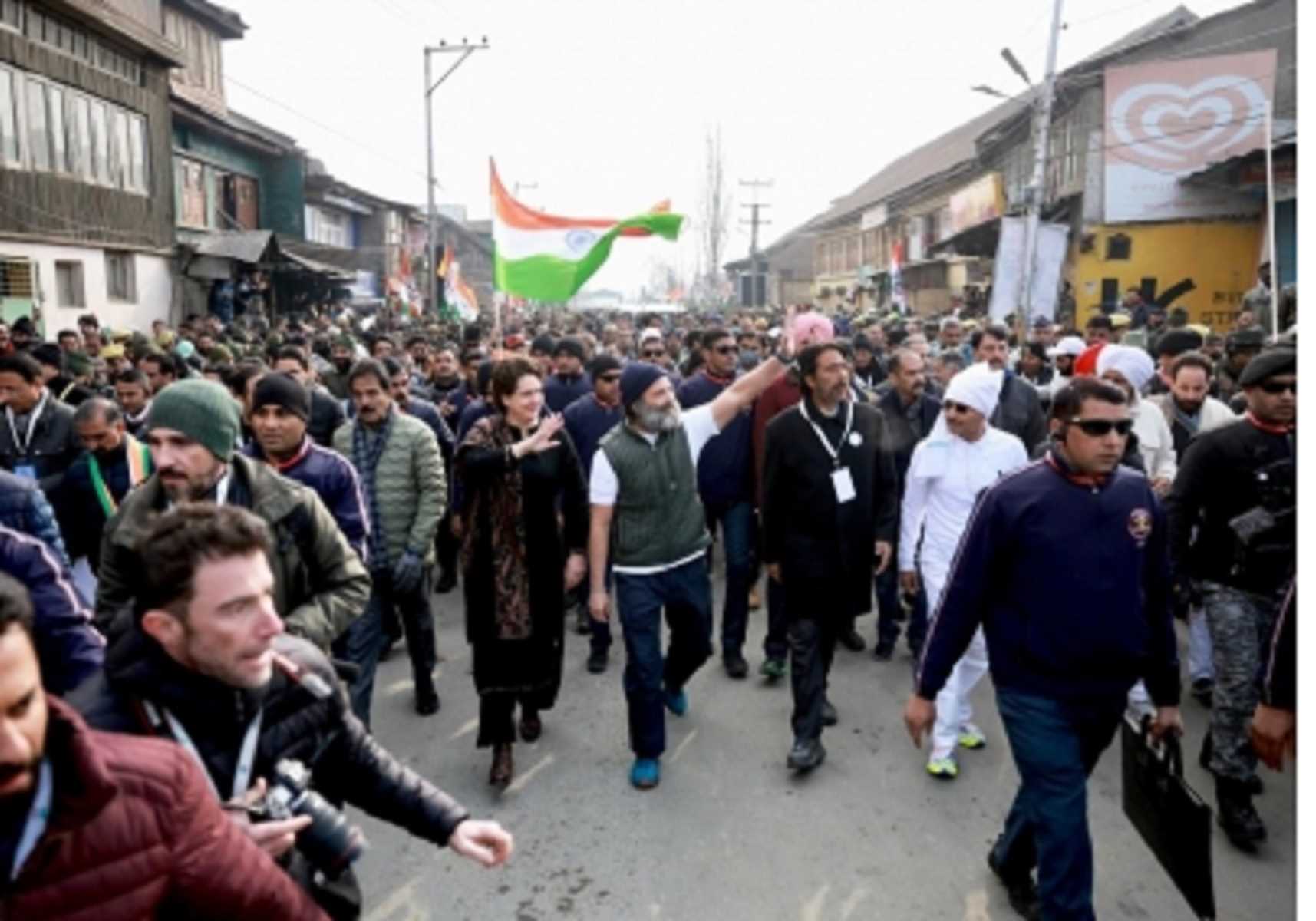 जम्मू-कश्मीर : भारत जोड़ो यात्रा का समापन समारोह आज, ये 12 पार्टिंयां होंगी शामिल, इन पांच दलों को न्योता नहीं जम्मू-कश्मीर : भारत जोड़ो यात्रा का समापन समारोह आज, ये 12 पार्टिंयां होंगी शामिल, इन पांच दलों को न्योता नहीं