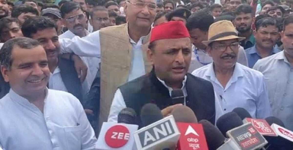 अखिलेश यादव ने मुख्यमंत्री योगी पर लगाया परिवारवाद का आरोप