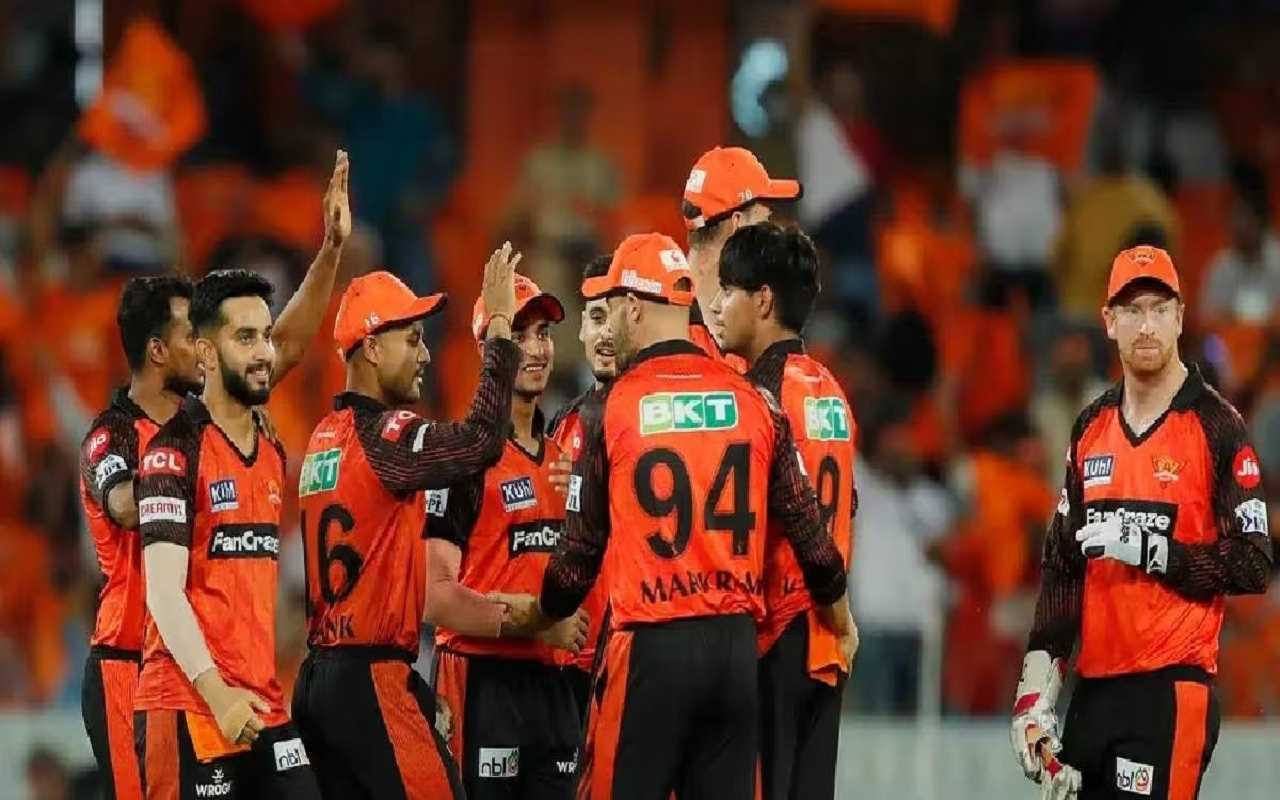 सनराइजर्स हैदराबाद ने टॉस जीतकर बल्लेबाजी चुनी