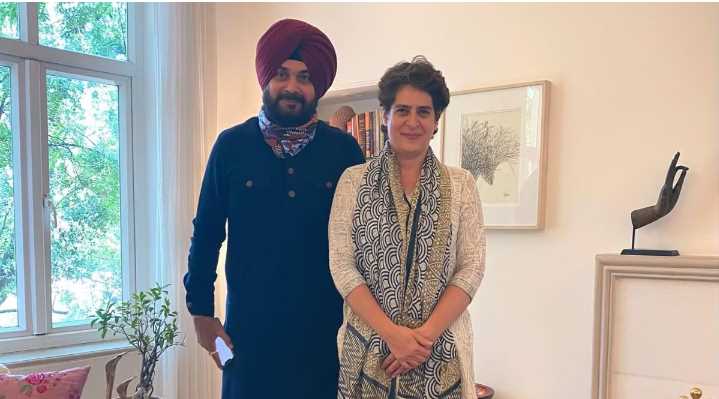 प्रियंका गांधी से मिले नवजोत सिंह सिद्धू