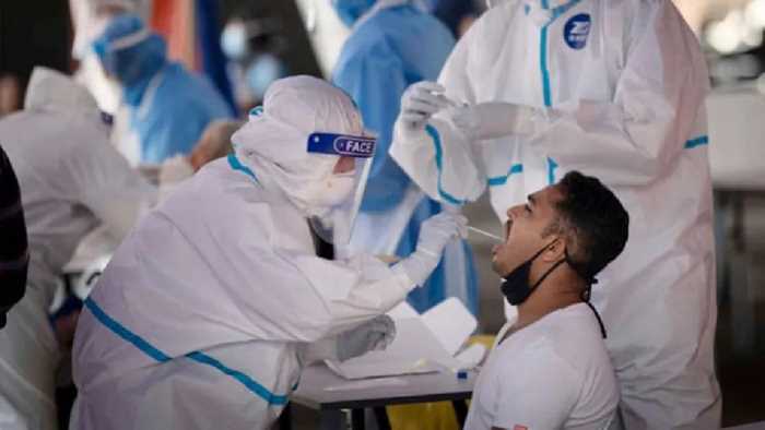 देश में पिछले 24 घंटे में कोरोना के 14506 मामले मिले, 30 मरीजों की मौत देश में पिछले 24 घंटे में कोरोना के 14506 मामले मिले, 30 मरीजों की मौत