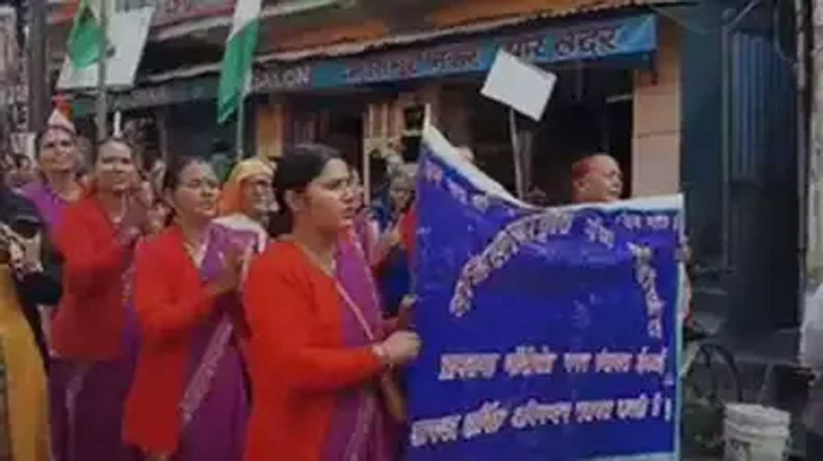 जानिए, क्यों उत्तराखंड के स्थापना दिवस पर लोगों को लिखना पड़ा खून से पत्र