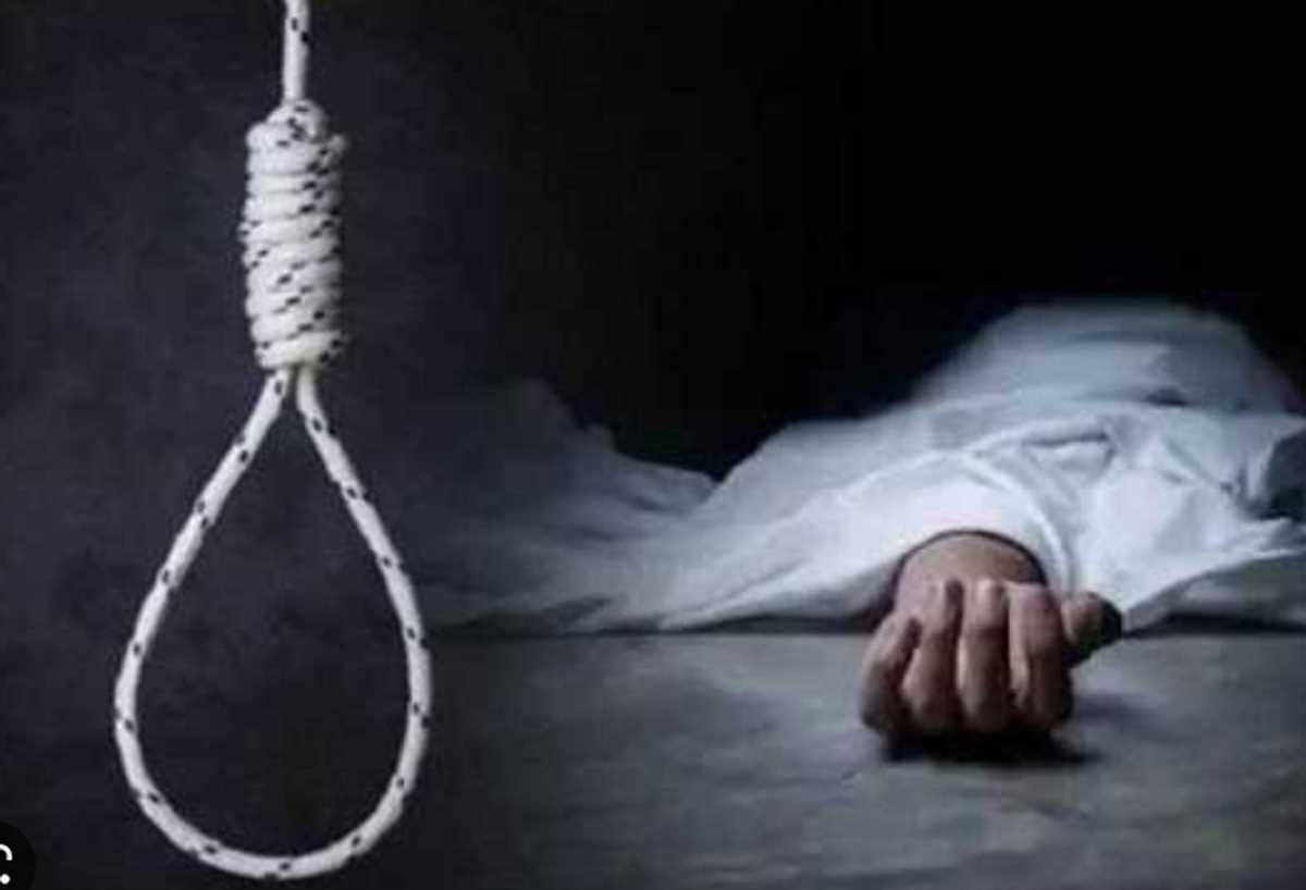 सैन्य अधिकारी ने फाँसी लगाकर की आत्महत्या