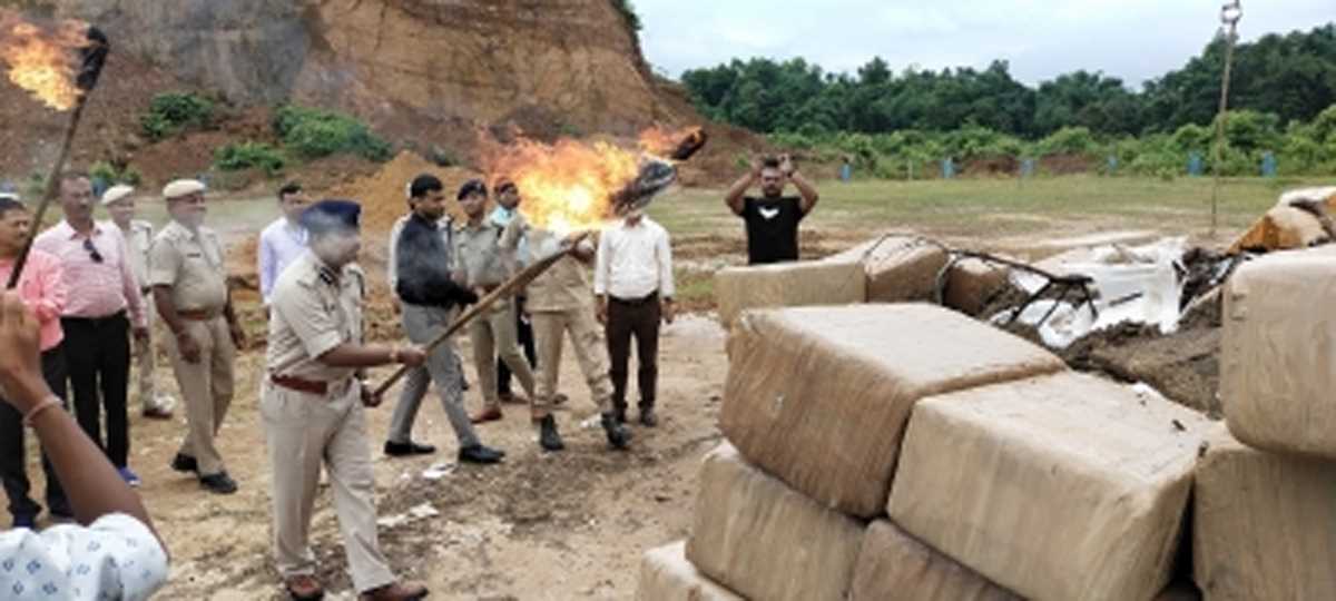 असम में नष्ट की गई करोड़ों की ड्रग्स