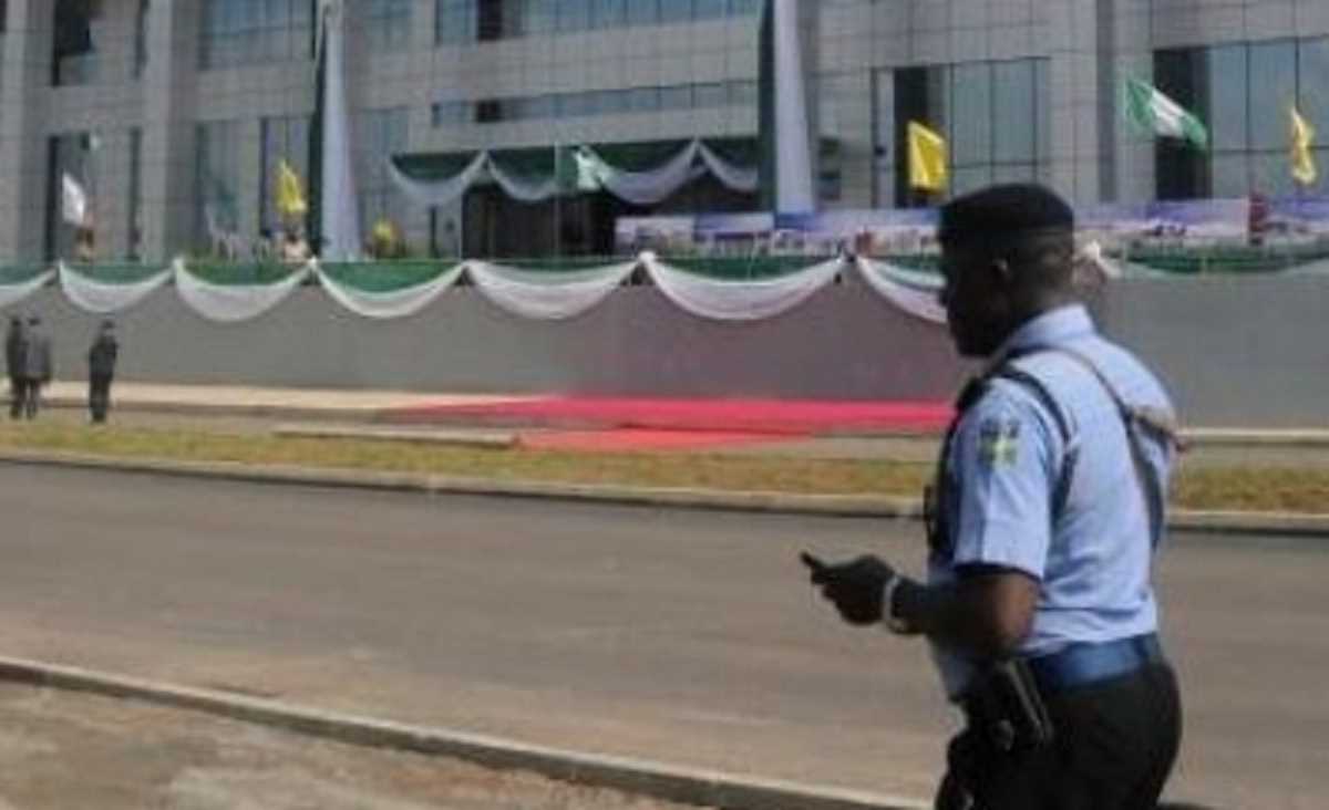 नाइजीरिया में बंदूकधारियों का कहर, दर्जनों यात्रियों को किया अगवा