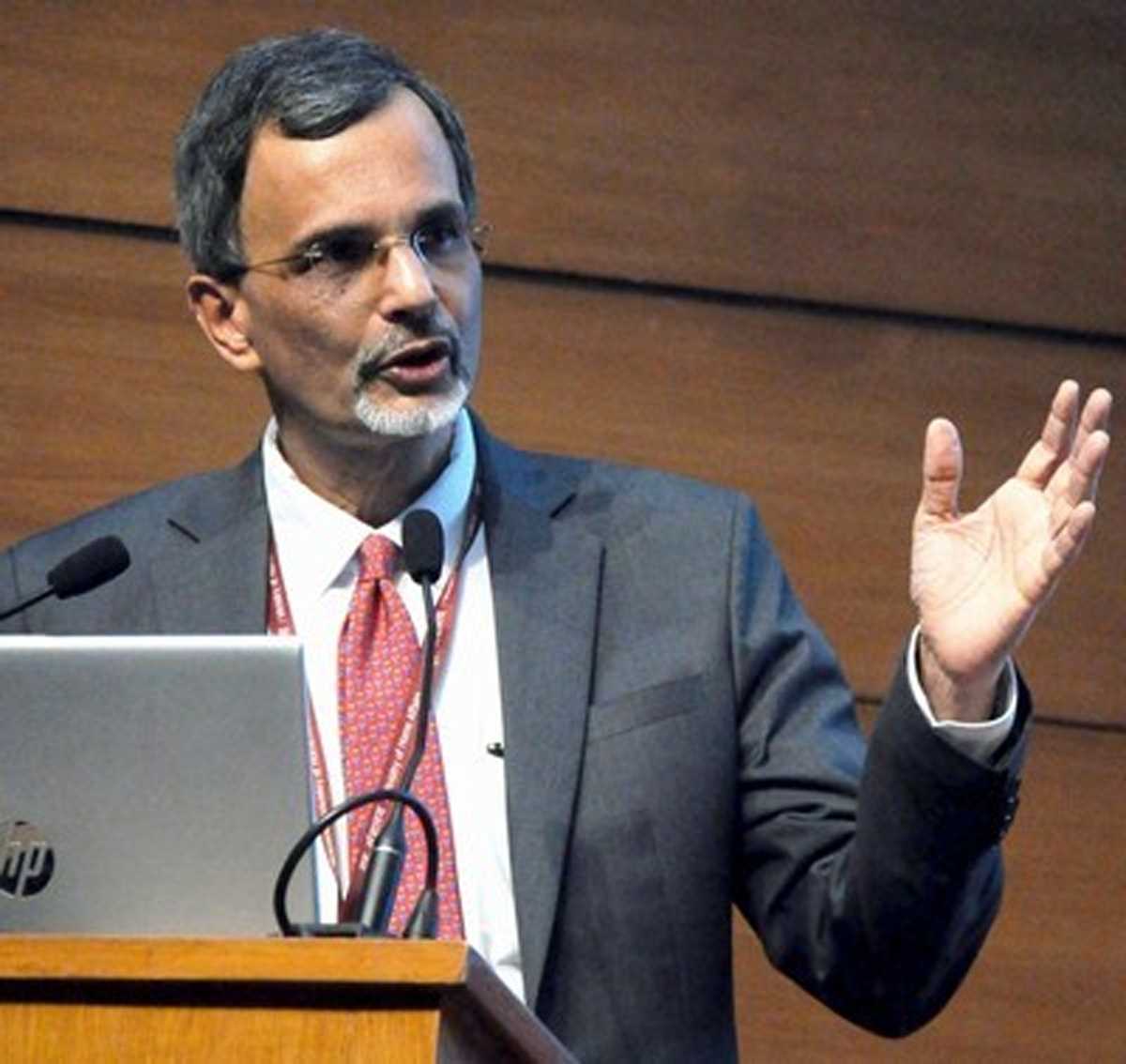 चालू वित्त वर्ष में 7.5 प्रतिशत के रेंज में अर्थव्यवस्था के बढ़ने की उम्मीद