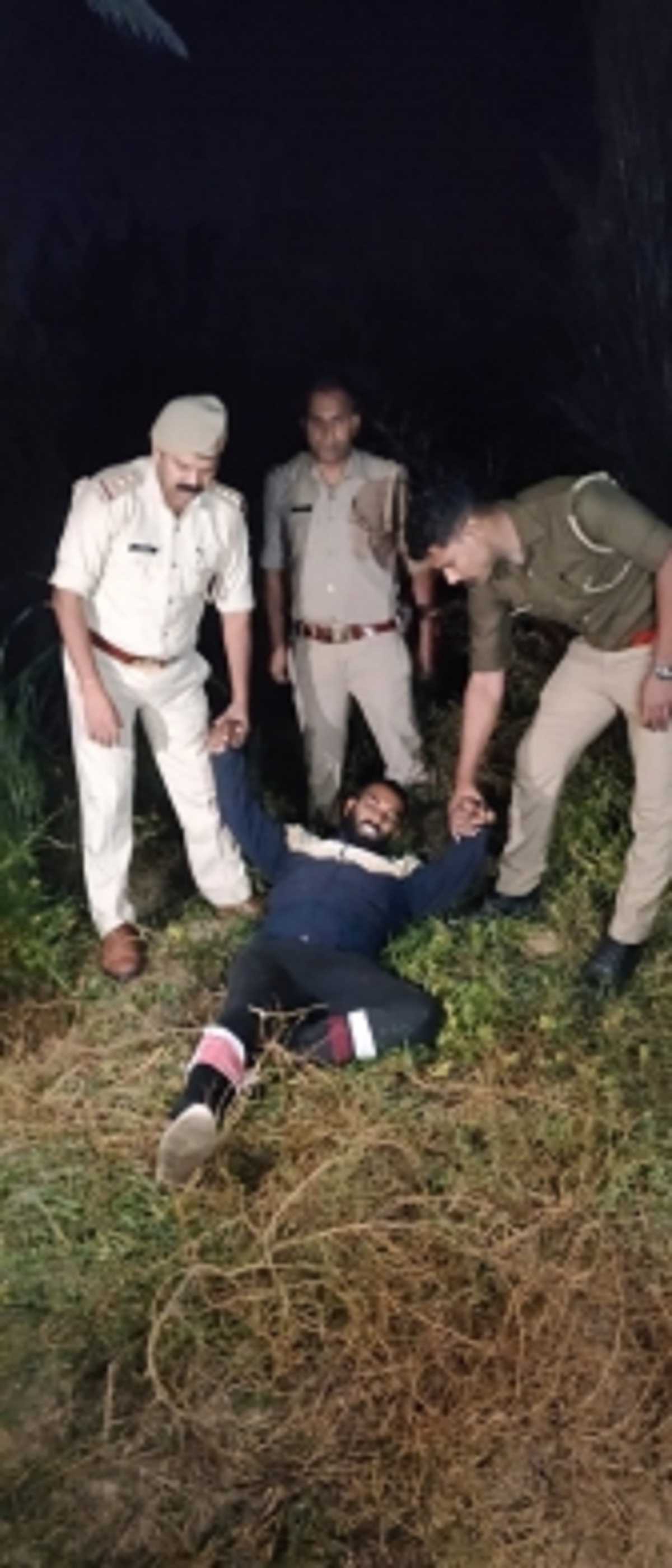 ईंट से सिर कुचलकर बॉडी बिल्डर की हत्या करने वाला वांछित गिरफ्तार