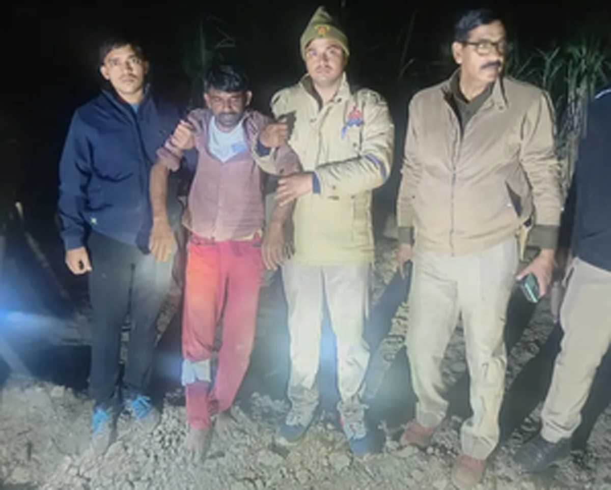 मुजफ्फरनगर में मुठभेड़ के बाद पुलिस ने गौ तस्कर को पकड़ा