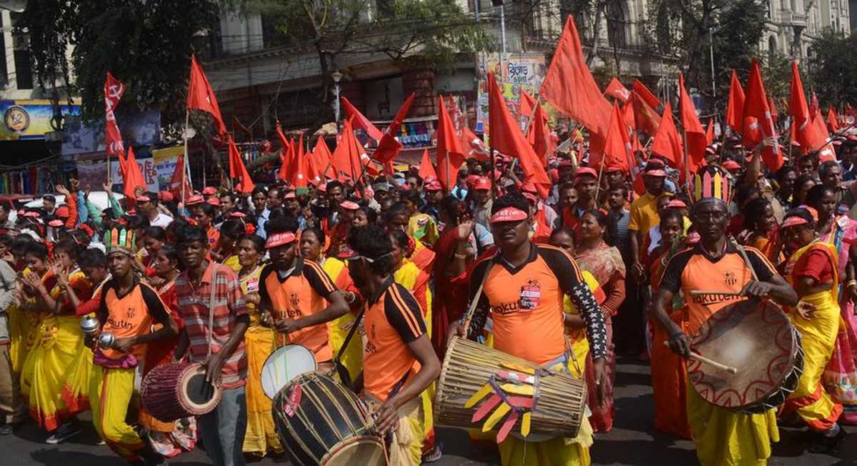 भारत में सरना धर्म की मान्यता के लिए जोर पकड़ता आंदोलन