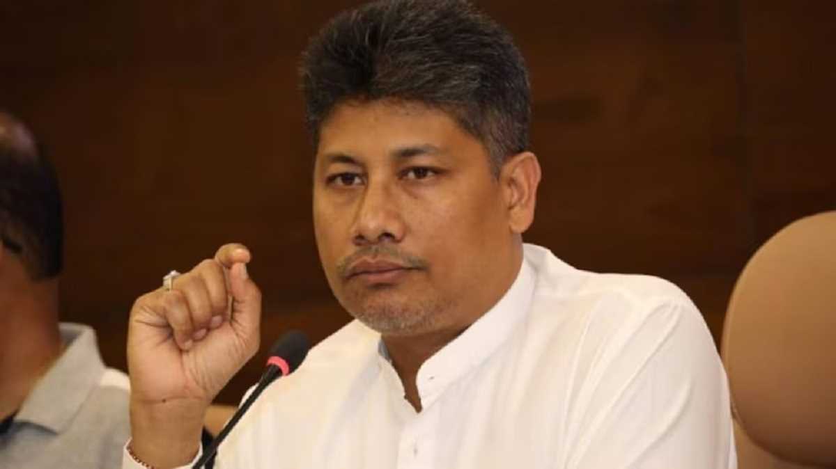 इंडिया ब्लॉक में दरार, कांग्रेस अधिकतम एक सीट जीत सकती है: असम के मंत्री इंडिया ब्लॉक में दरार, कांग्रेस अधिकतम एक सीट जीत सकती है: असम के मंत्री