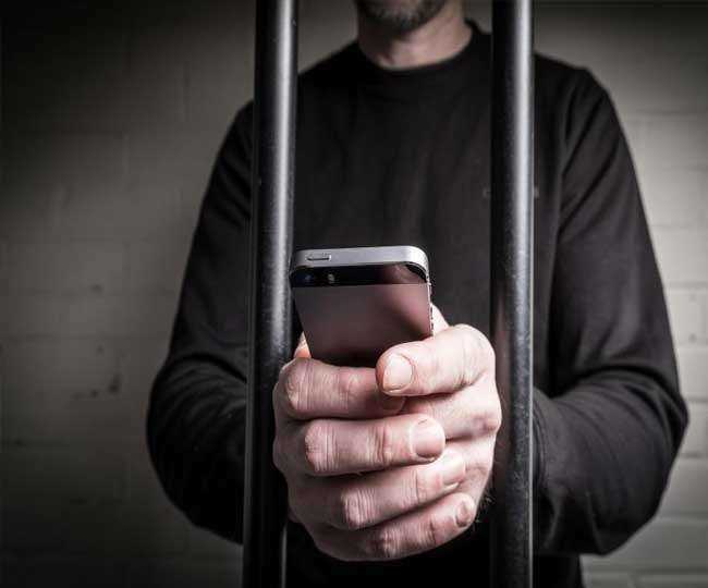 जूनागढ़ की जेल में तीन मोबाइल फोन बरामद