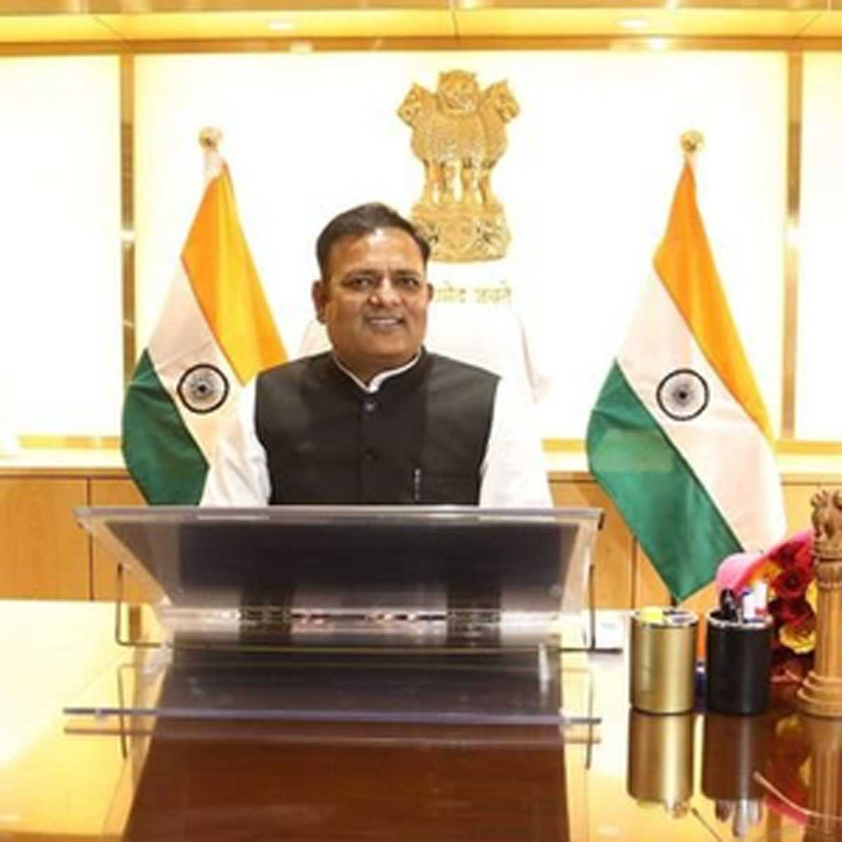 श्रमिकों के बच्चों के लिए दी जाने वाली वित्तीय मदद के आवेदन लंबित