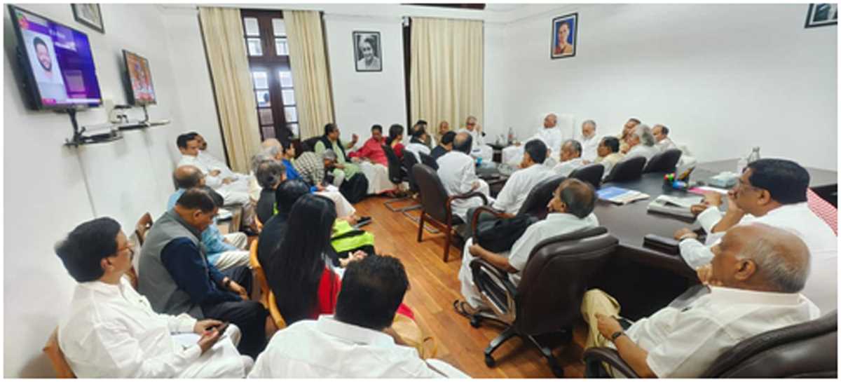 मोदी सरकार के खिलाफ आज लोकसभा में अविश्वास प्रस्ताव लाएगा विपक्ष, इंडिया ने बुलाई अहम बैठक