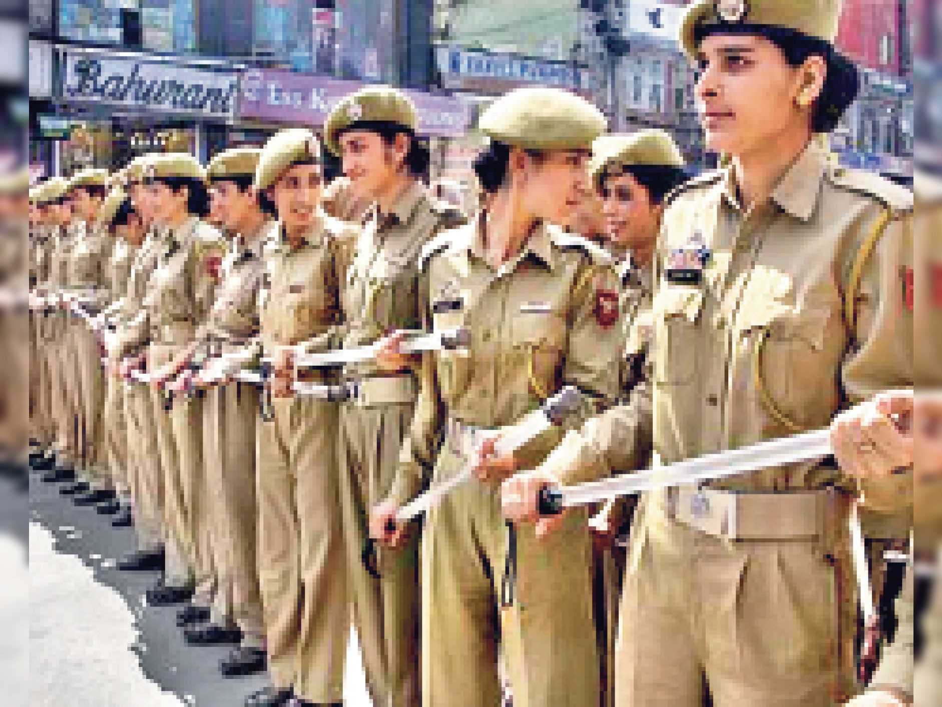 राज्यों को 33 प्रतिशत महिला पुलिस कर्मियों की नियुक्ति के निर्देश राज्यों को 33 प्रतिशत महिला पुलिस कर्मियों की नियुक्ति के निर्देश