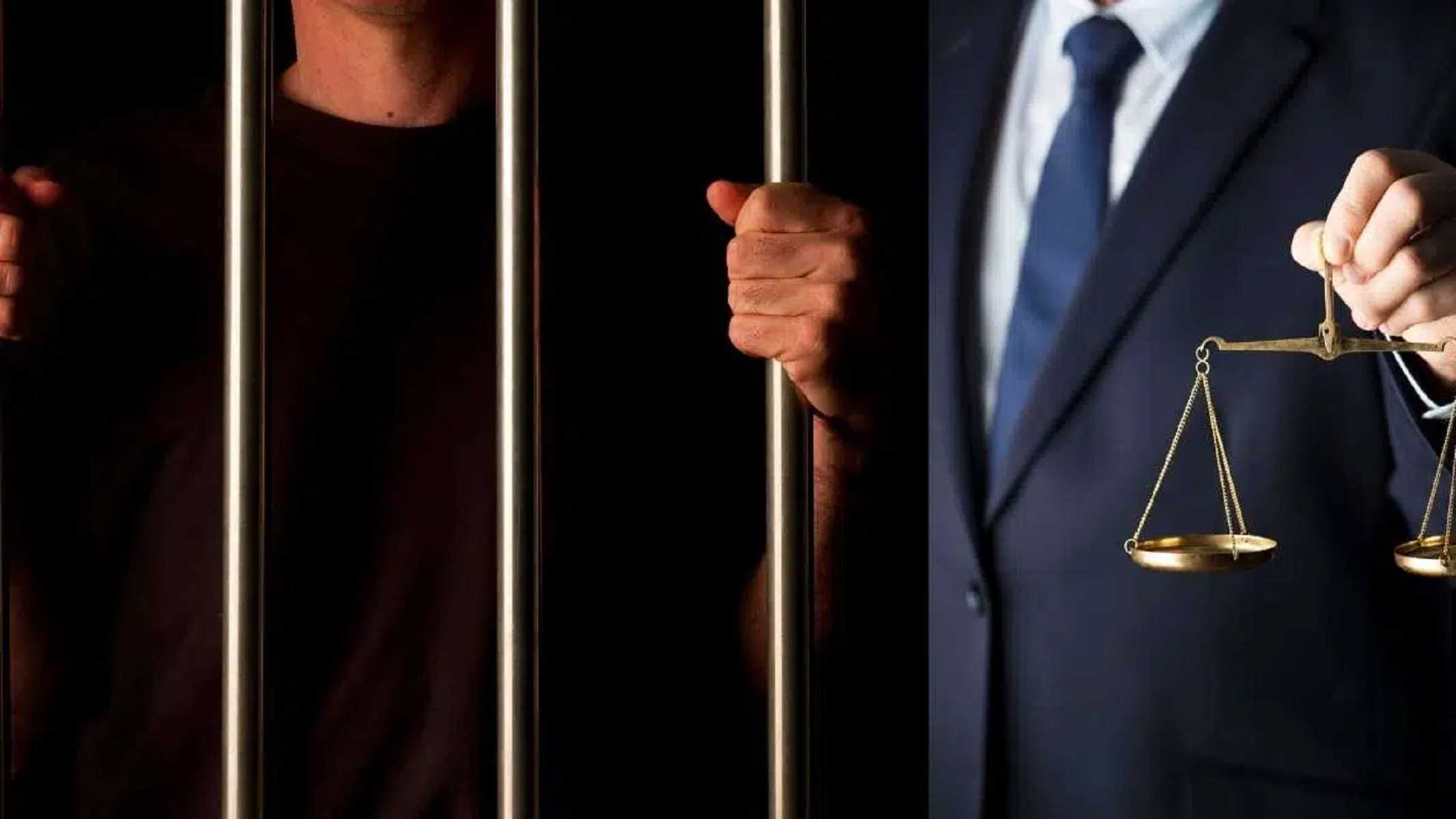 अधिवक्ता से मारपीट के मामले में टीआई सहित चार आरक्षको पर मामला दर्ज करने का आदेश अधिवक्ता से मारपीट के मामले में टीआई सहित चार आरक्षको पर मामला दर्ज करने का आदेश