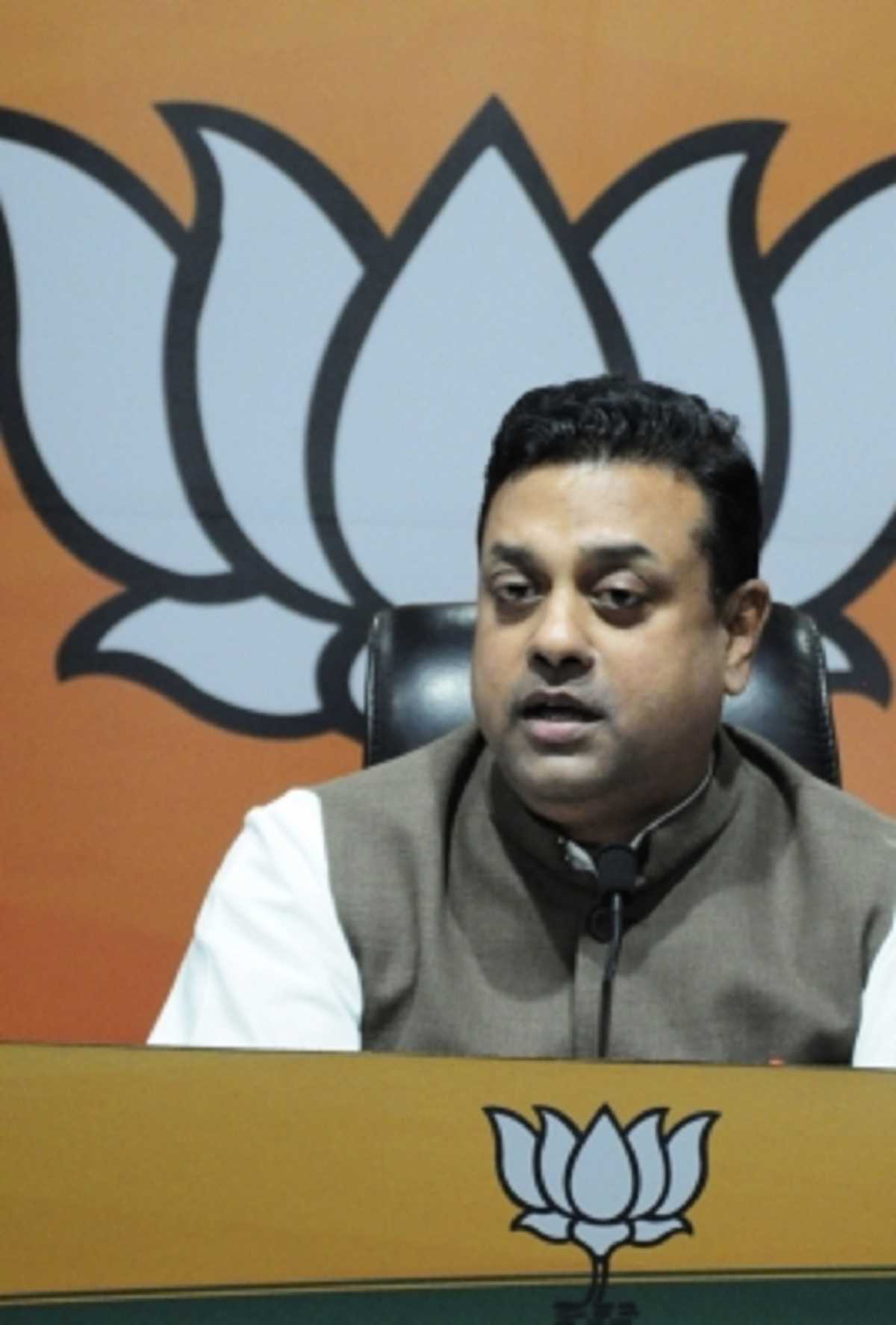 कांग्रेस अध्यक्ष पद के चुनाव पर बोली भाजपा - शशि थरूर के बयान का है इंतजार कांग्रेस अध्यक्ष पद के चुनाव पर बोली भाजपा - शशि थरूर के बयान का है इंतजार