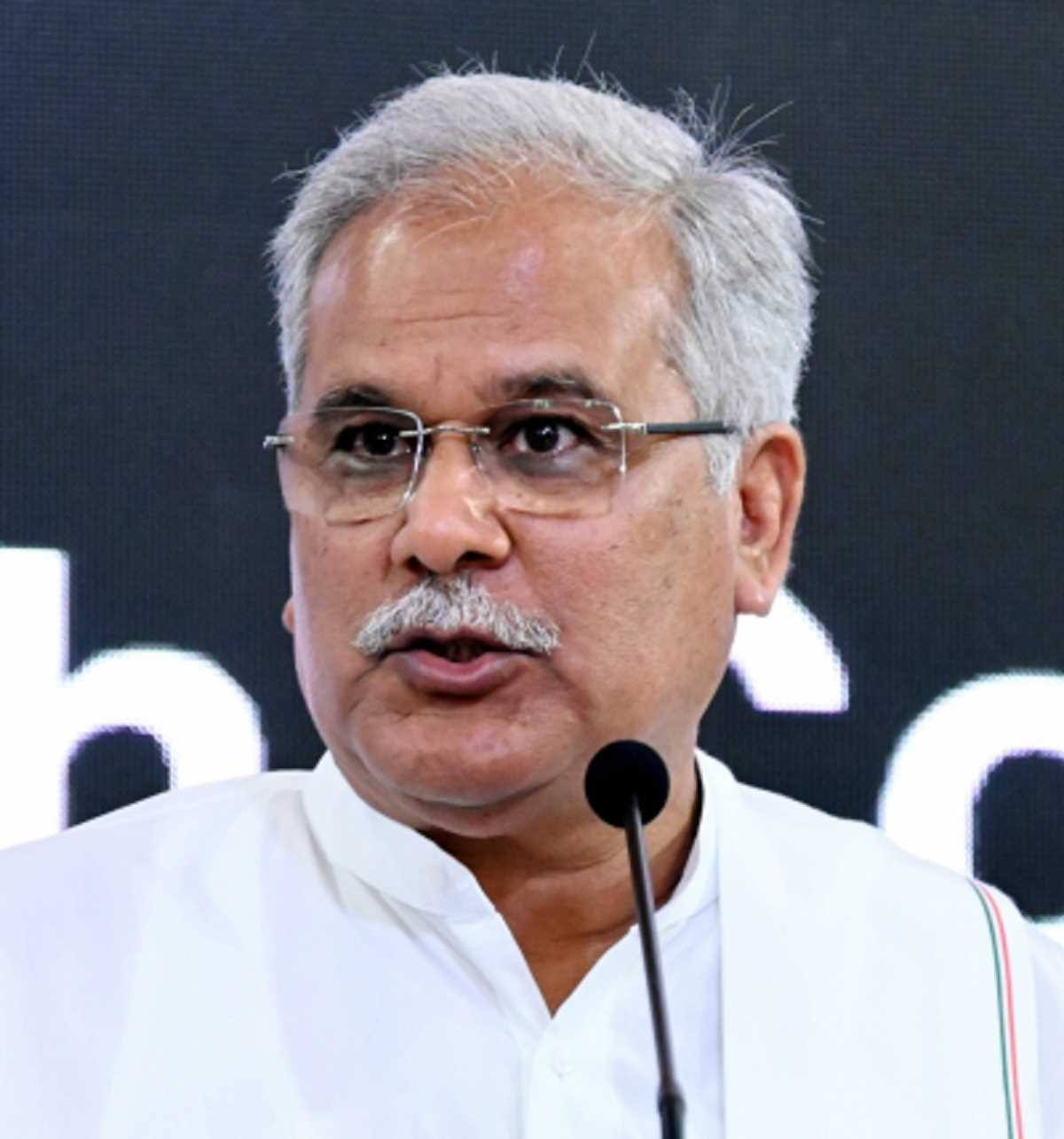 मणिपुर में डबल इंजन की सरकार हिंसा रोकने का कोई प्रयास नहीं कर रही : भूपेश बघेल