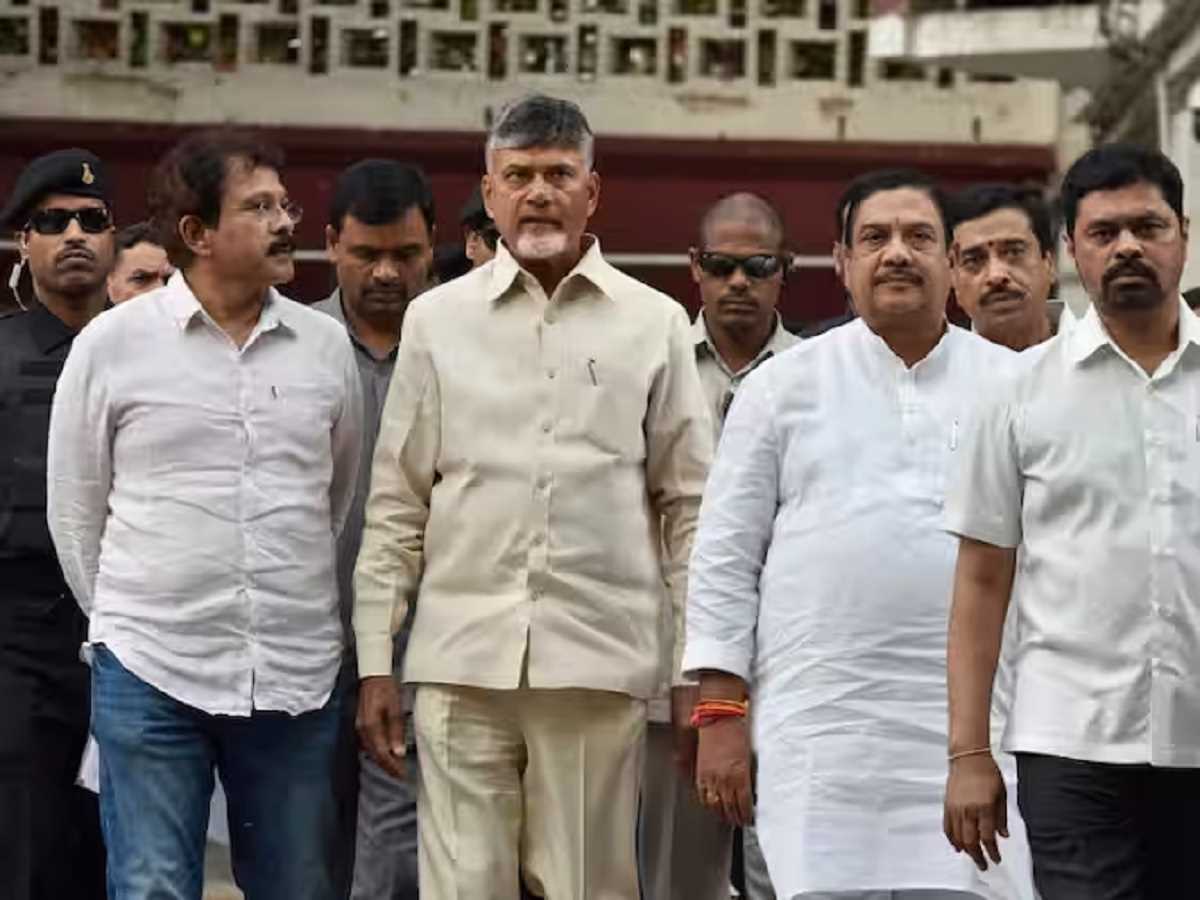 चंद्रबाबू नायडू की गिरफ्तारी के खिलाफ टीडीपी ने पूरे आंध्र प्रदेश में विरोध प्रदर्शन जारी रखा चंद्रबाबू नायडू की गिरफ्तारी के खिलाफ टीडीपी ने पूरे आंध्र प्रदेश में विरोध प्रदर्शन जारी रखा