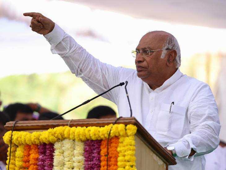 कांग्रेस ‘गारंटी’ की नकल कर रही है भाजपा : खड़गे