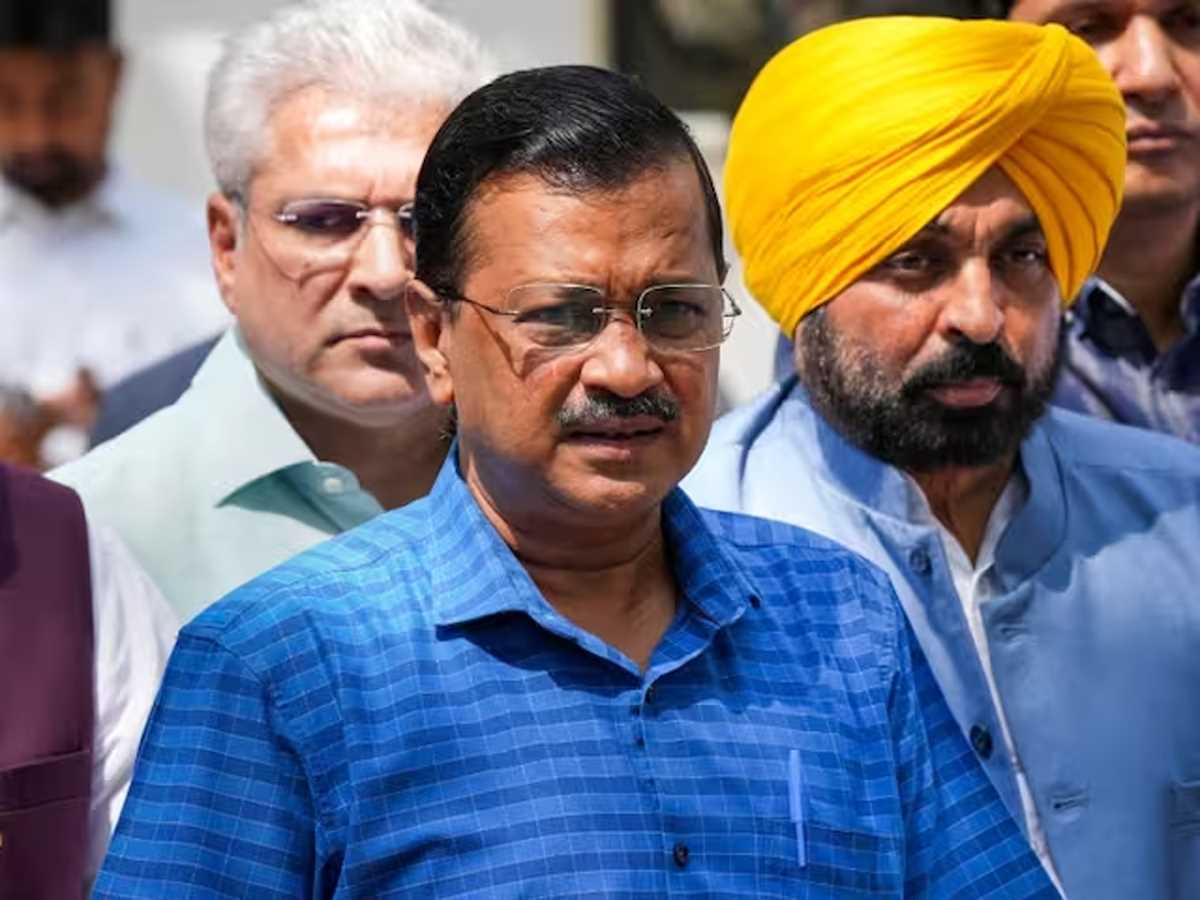 आबकारी घोटाला : केजरीवाल से 9 घंटे हुई पूछताछ, बयान दर्ज