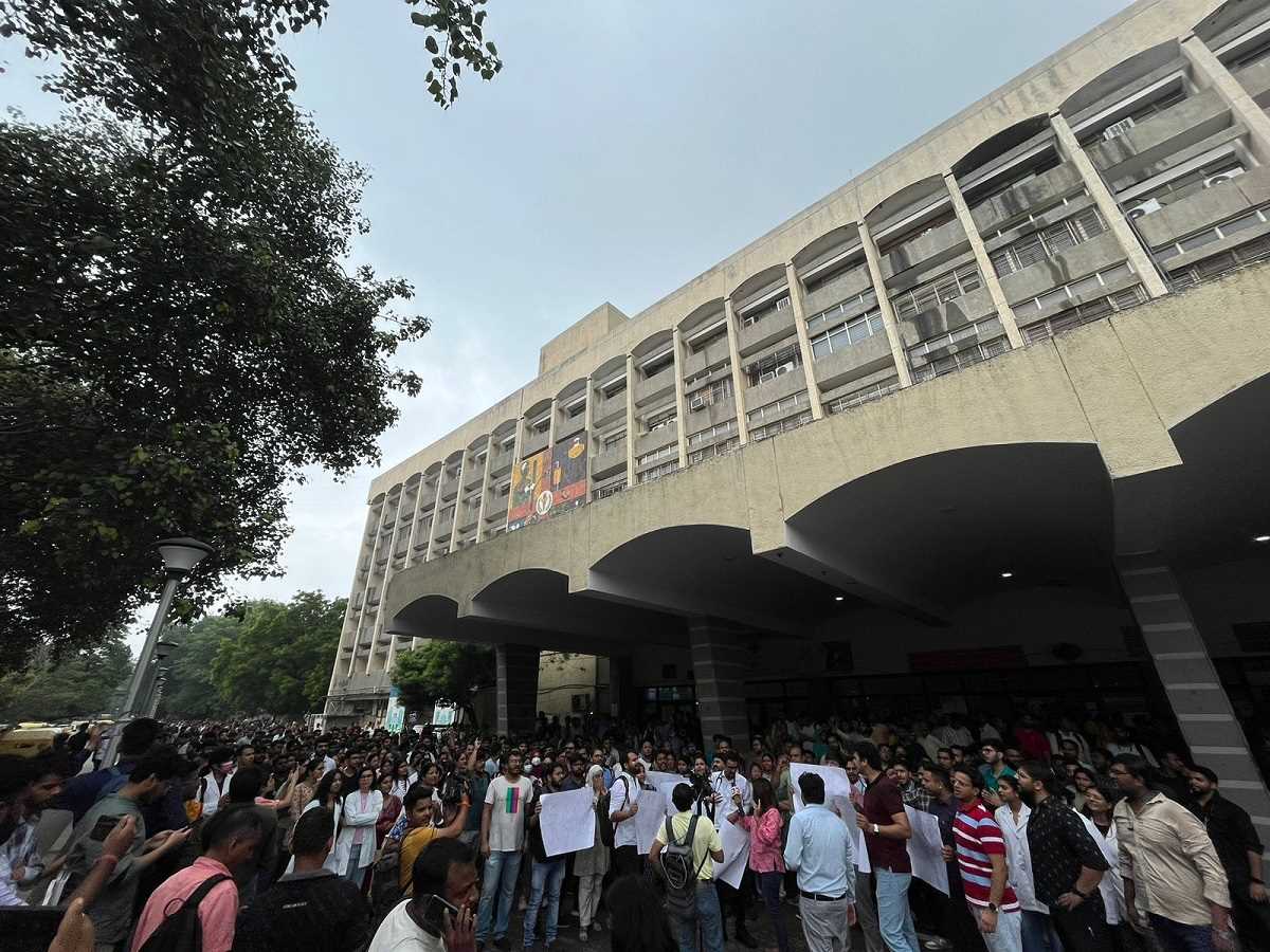 ﻿ यूपी समेत देश के कई राज्यों में डॉक्टरों की हड़ताल, ओपीडी ठप, मरीज परेशान