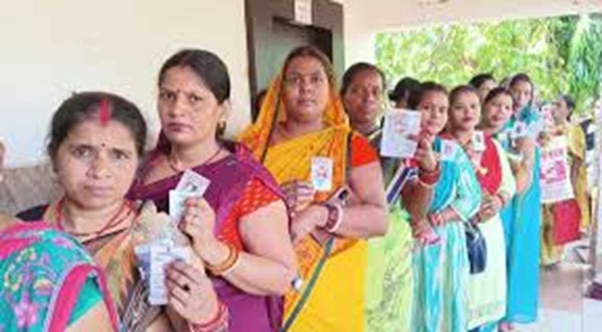 झारखंड : चुनावी अभियान में छाए रहे ‘रोटी, बेटी, माटी’ और आदिवासी पहचान से जुड़े मुद्दे