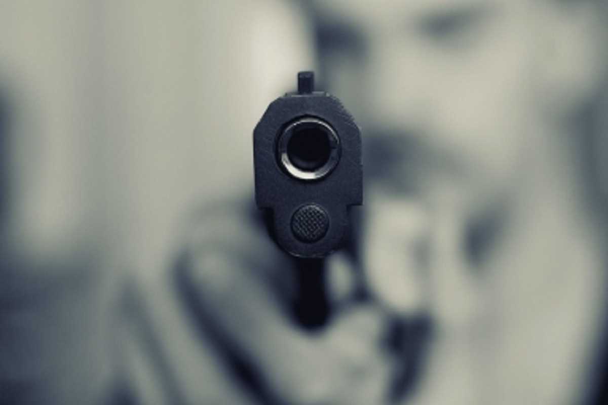 राजधानी पटना में पत्रकार पर जानलेवा हमला, मारी गोली;