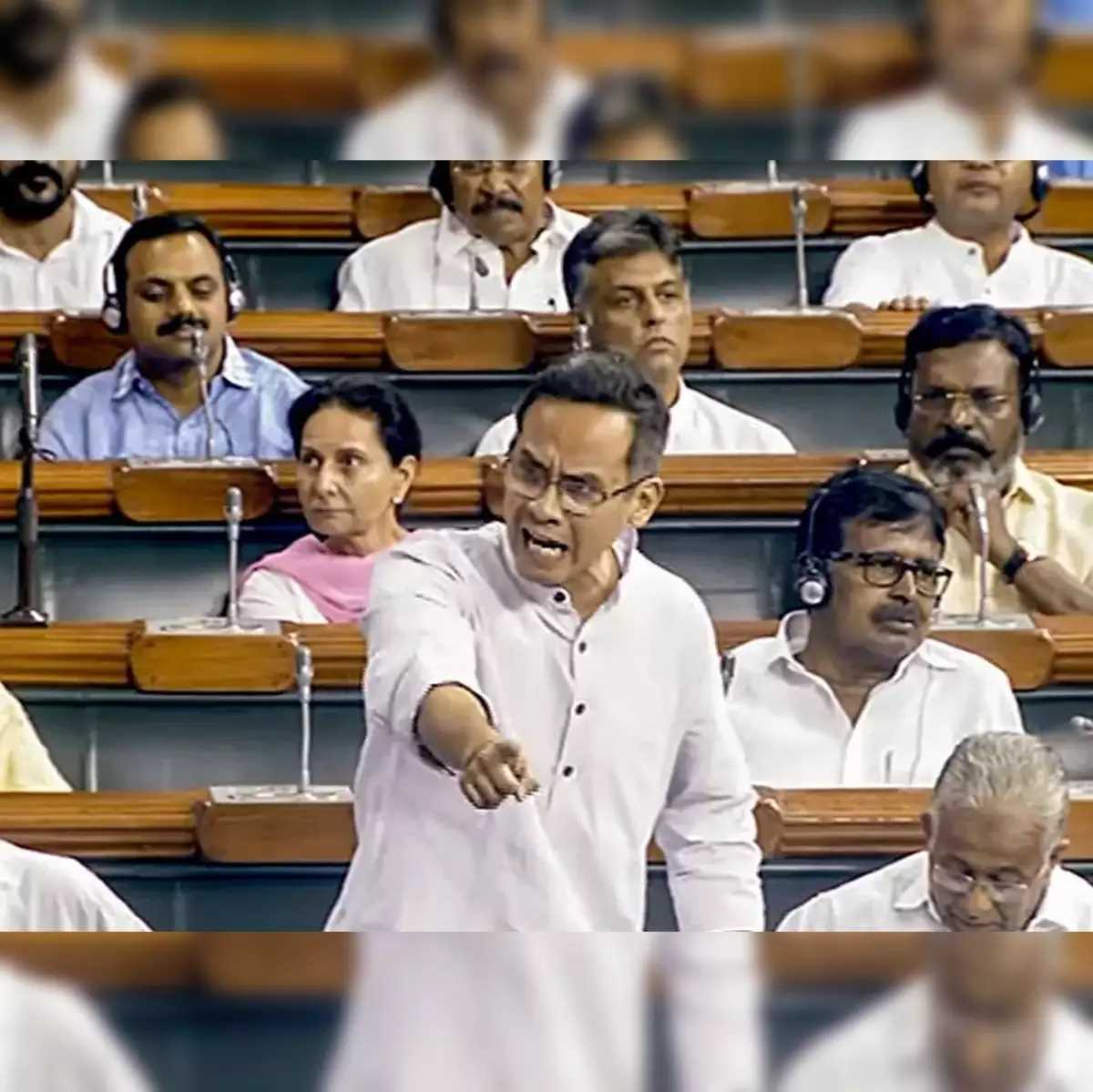 राहुल गांधी से जाति पूछने के मामले में गौरव गोगोई ने केंद्र पर साधा निशाना