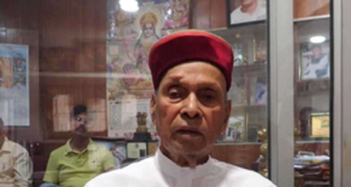 अनुराग ठाकुर को मंत्री नहीं बनाये जाने पर पिता धूमल का बड़ा बयान, बोले- पीएम की इच्छा पर निर्भर