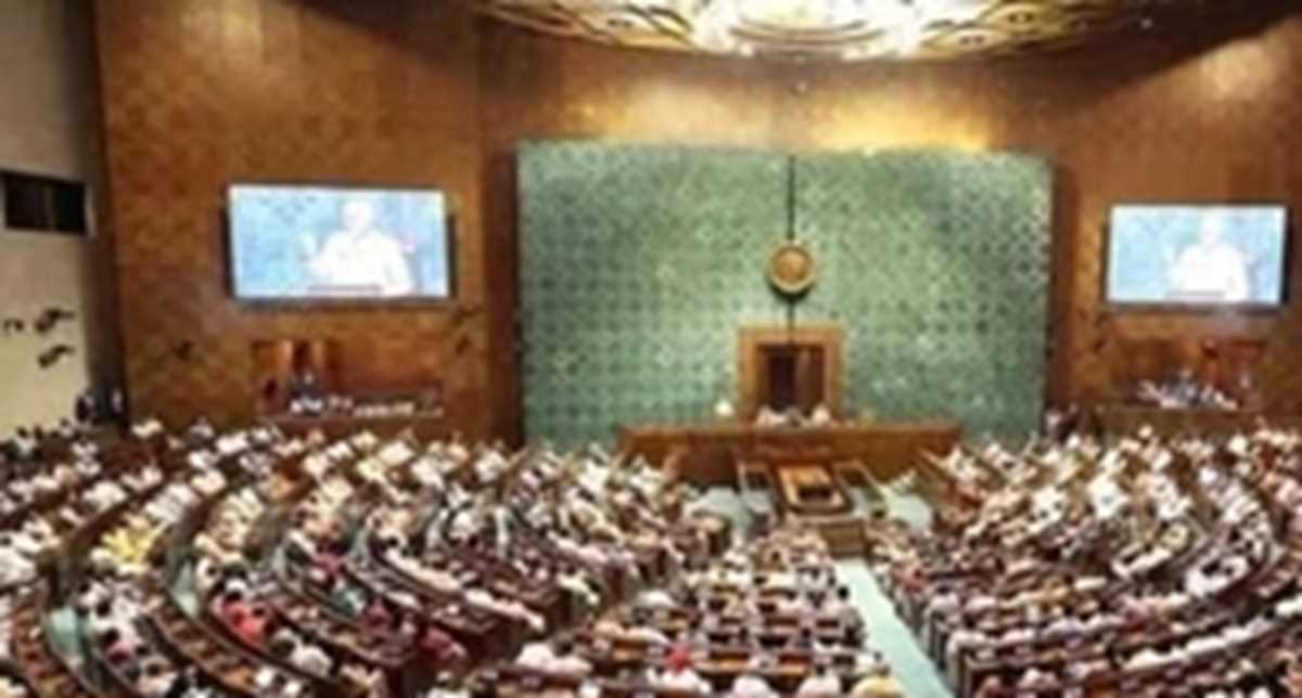 लोक सभा की कार्यवाही गुरुवार 11 बजे तक के लिए स्थगित