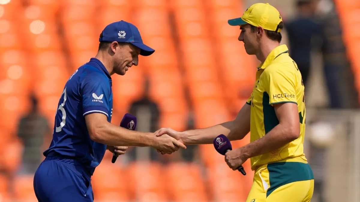 इंग्लैंड ने टॉस जीता, आस्ट्रेलिया करेगा बल्लेबाजी