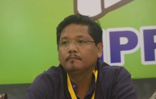 संगमा ने राष्ट्रपति से किया आग्रह- गारो, खासी को संविधान की आठवीं अनुसूची में शामिल करें