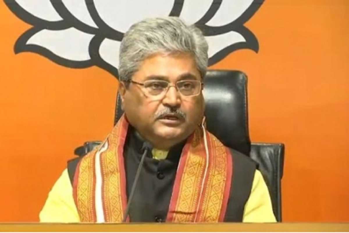 कांग्रेस का पर्दाफाश होना है, इसलिए वो खुद को बचा रही है : दुष्यंत गौतम