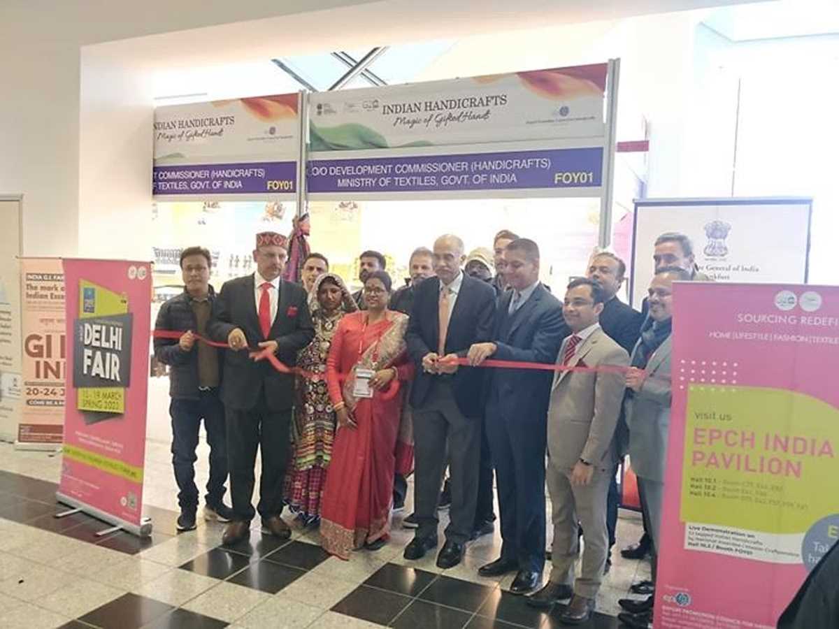 जर्मनी के एम्बीएंटे फेयर में भारतीय पैवेलियन का भारत के राजदूत हरीश पार्वथनेनी ने किया उद्घाटन