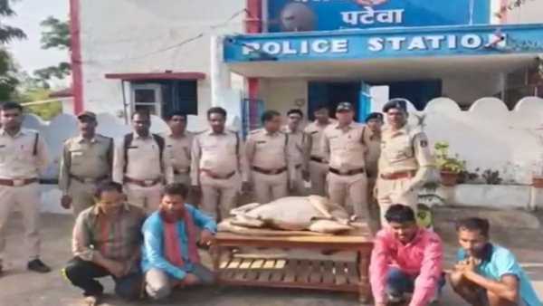 हिरण का शिकार करते 4 गिरफ्तार