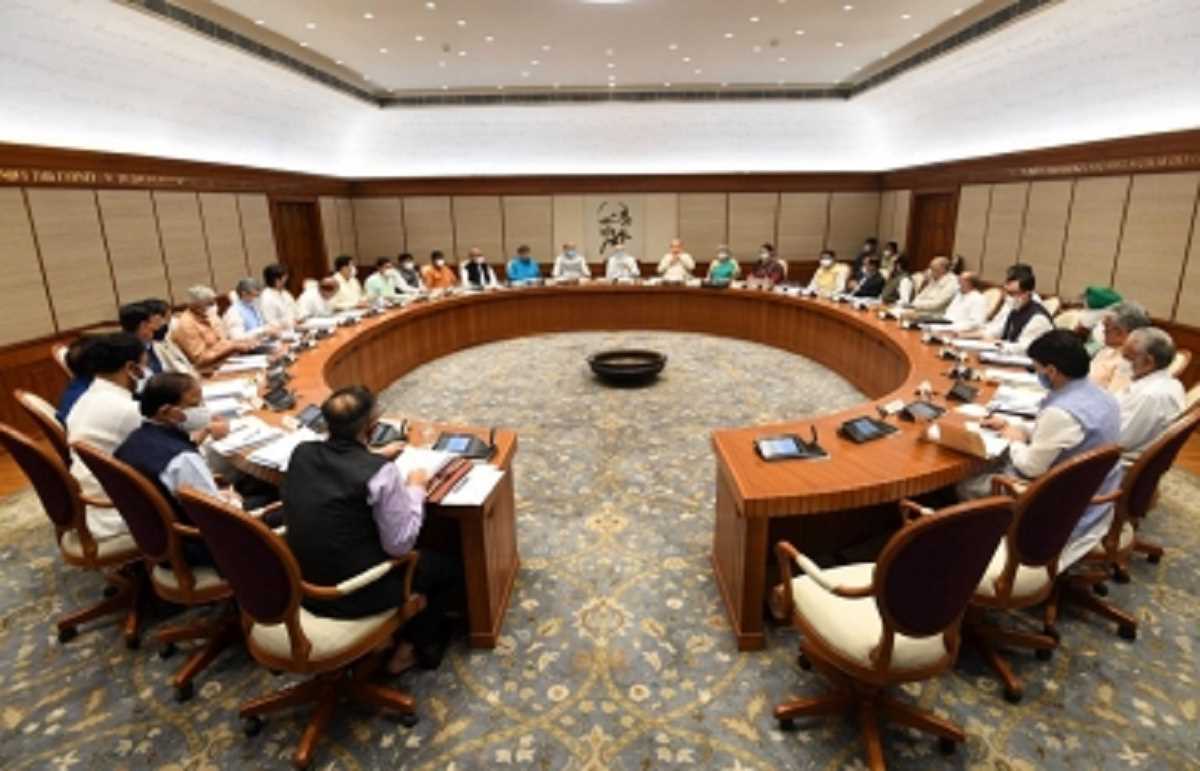 मोदी कैबिनेट ने सैटेलाइट चैनलों के लिए अपलिंकिंग गाइडलाइन जारी की