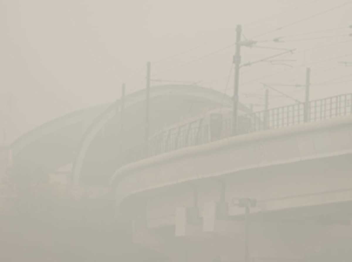 दिल्ली में प्रदूषण का कहर, भ्रष्टाचार और राजनीति में व्यस्त केजरीवाल छत्तीसगढ़ में कर रहे हैं रोड शो : भाजपा