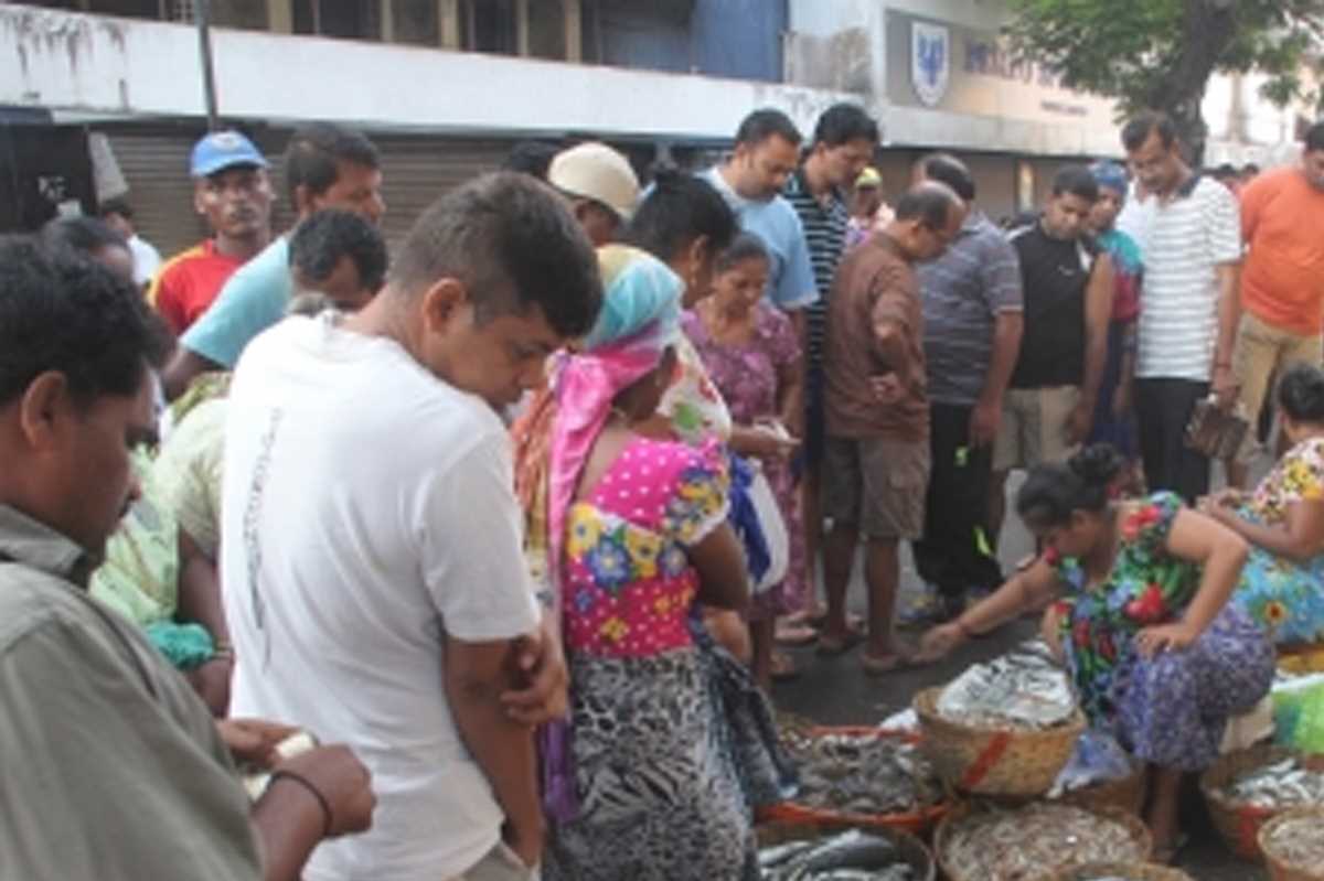 गोवा में मछली एजेंटों से सुरक्षा राशि मांगने के आरोप में तीन गिरफ्तार