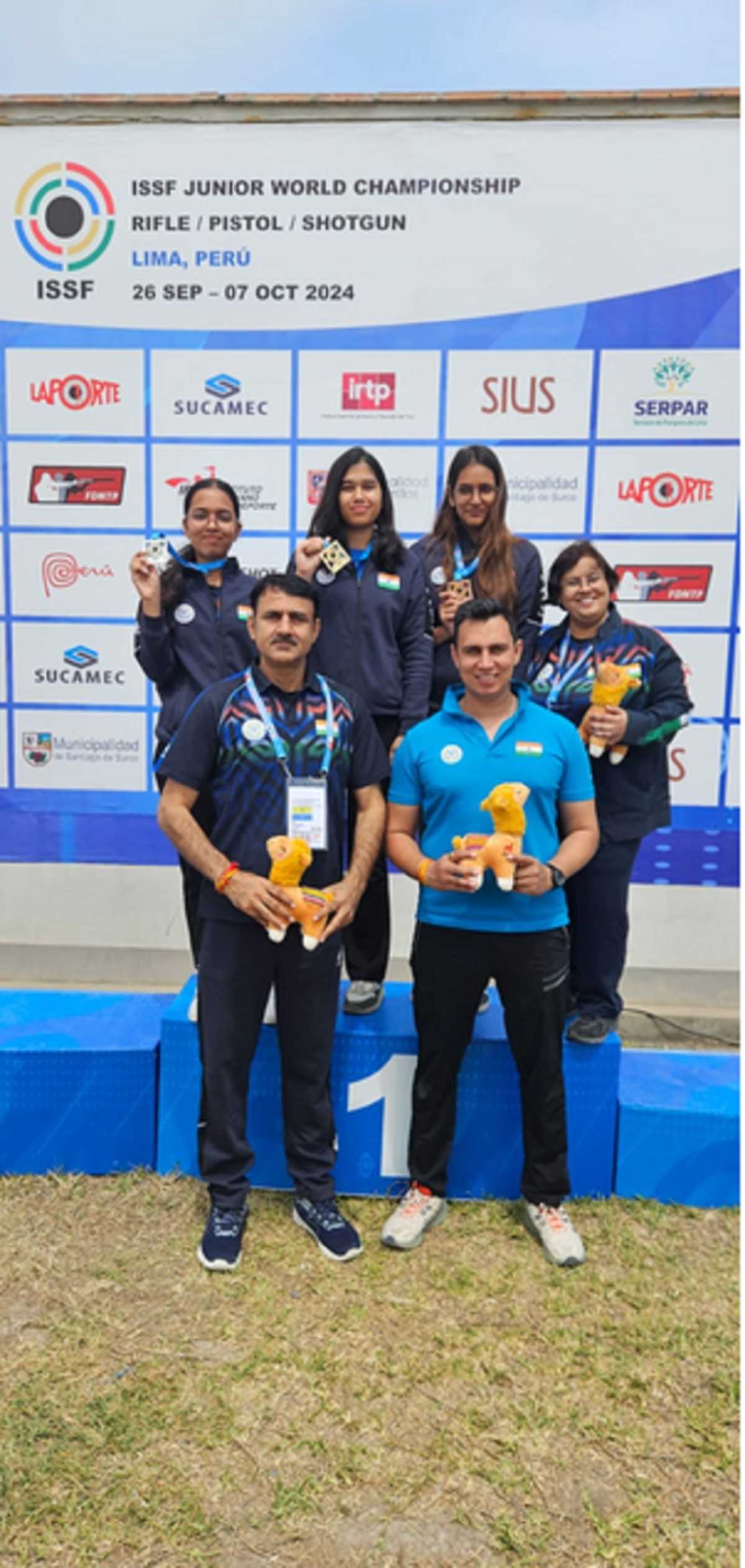 दिवांशी ने जीता दूसरा स्वर्ण, महिला 25 मीटर स्टैंडर्ड पिस्टल स्पर्धा में भारत का क्लीन स्वीप