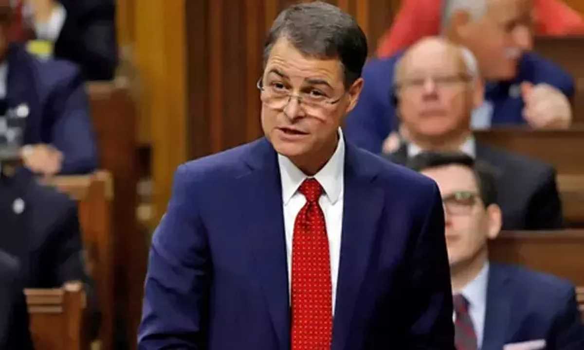 कनाडा के स्पीकर ने यूक्रेनी नाज़ी युद्ध के दिग्गज की प्रशंसा के लिए माफ़ी मांगी