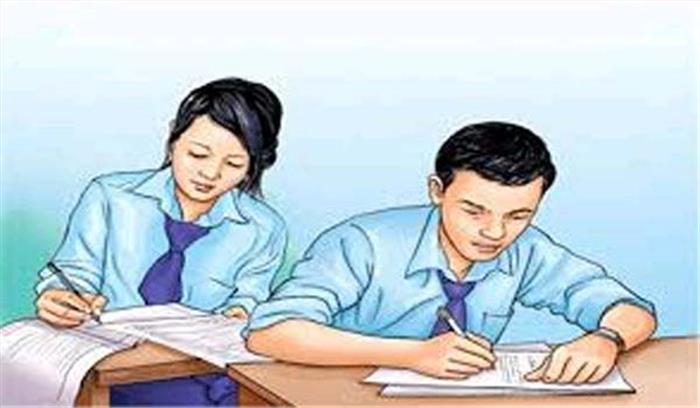 14 वर्ष तक के सभी बच्चों को समान शिक्षा को लेकर शिक्षकों ने किया प्रदर्शन