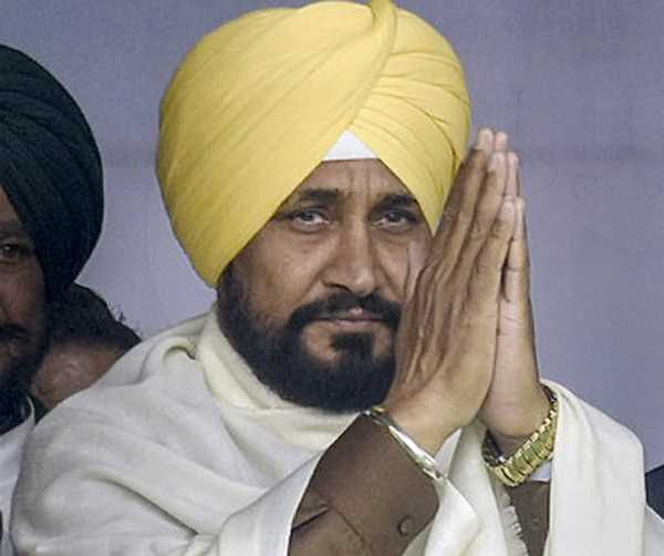 मतदान से पहले बोले मुख्यमंत्री चन्नी, जनता, भगवान के सामने हूं समर्पित, जो होगा अच्छा होगा मतदान से पहले बोले मुख्यमंत्री चन्नी, जनता, भगवान के सामने हूं समर्पित, जो होगा अच्छा होगा