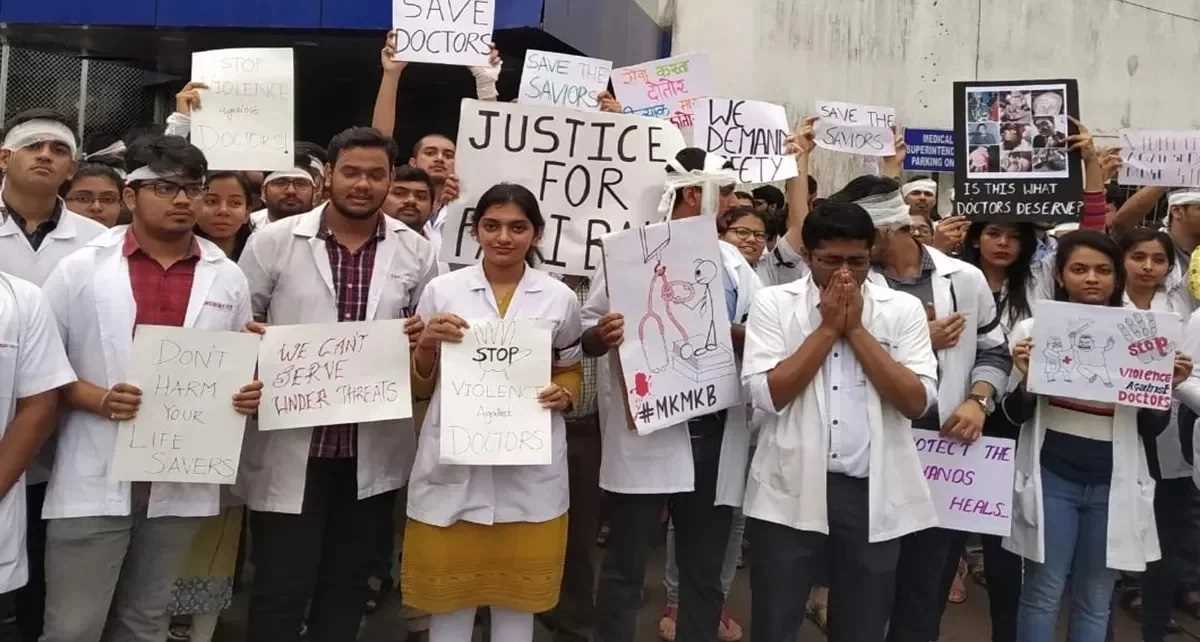 आरजी कर कॉलेज के 50 डॉक्टरों ने दिया इस्तीफा