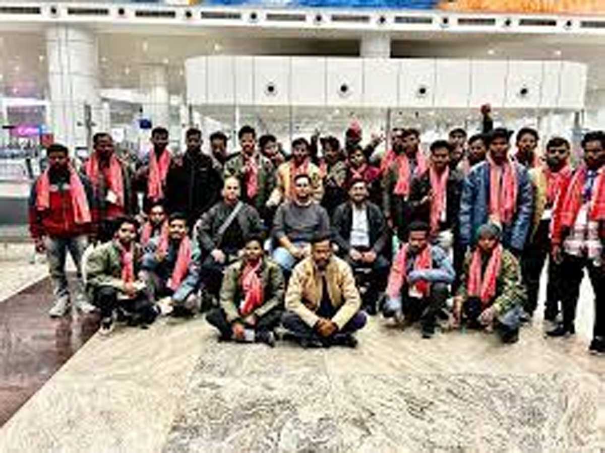 श्रमवीरों की आपबीती, लगा था कि अब यहीं दफन हो जाएंगे, पानी की पाइप बनी थी लाइफ लाइन