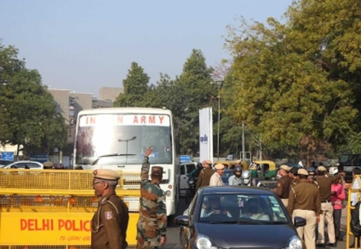 सिसोदिया की गिरफ्तारी के बाद दिल्ली में आप मुख्यालय और सीबीआई दफ्तर में सुरक्षा कड़ी