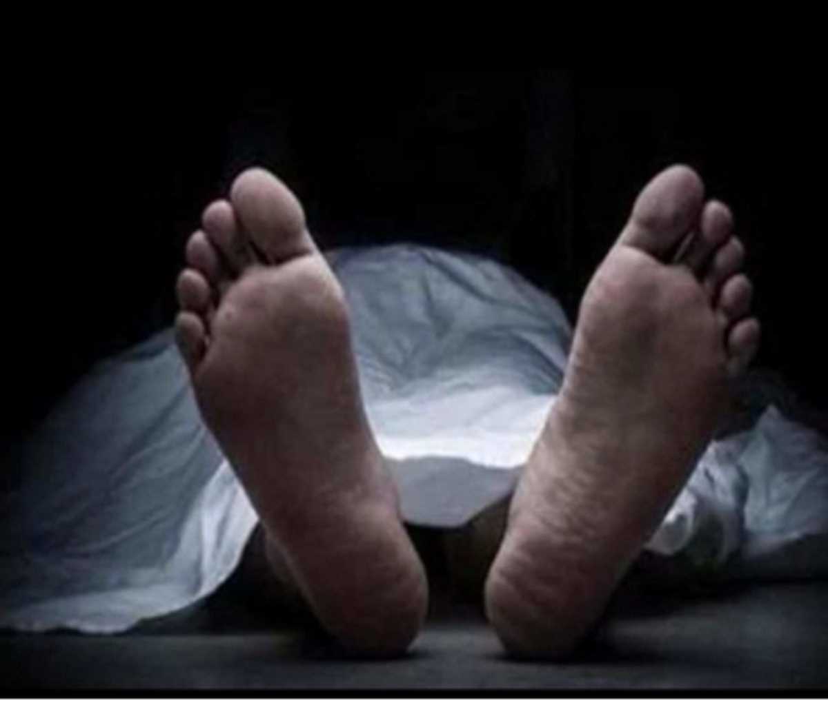 तेलंगाना के निजामाबाद जिले में टायर फटने से पलटी कार, 4 की मौत