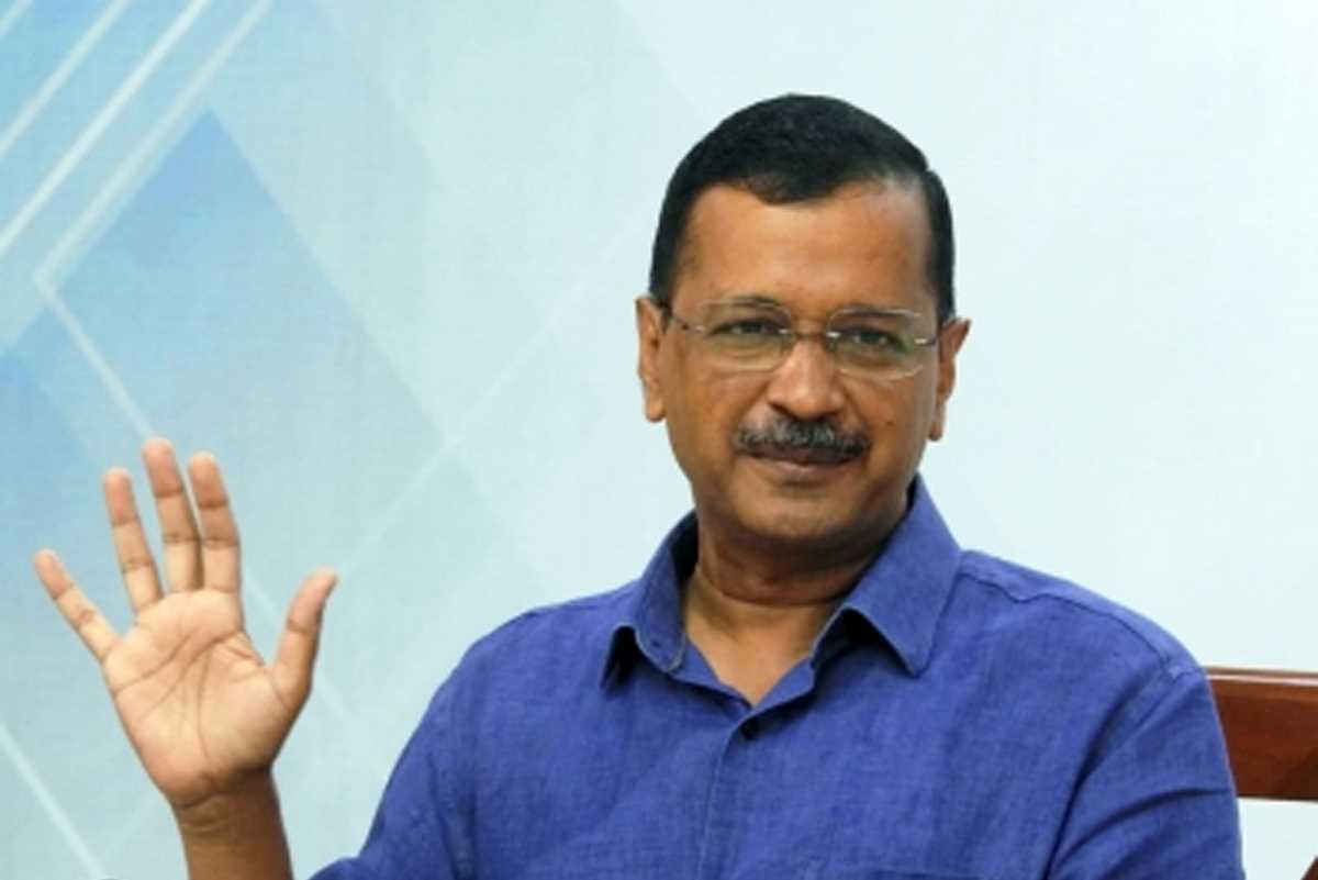 सीबीआई की चार्जशीट में सिसोदिया का नाम नहीं, पूरा मामला फर्जी : केजरीवाल