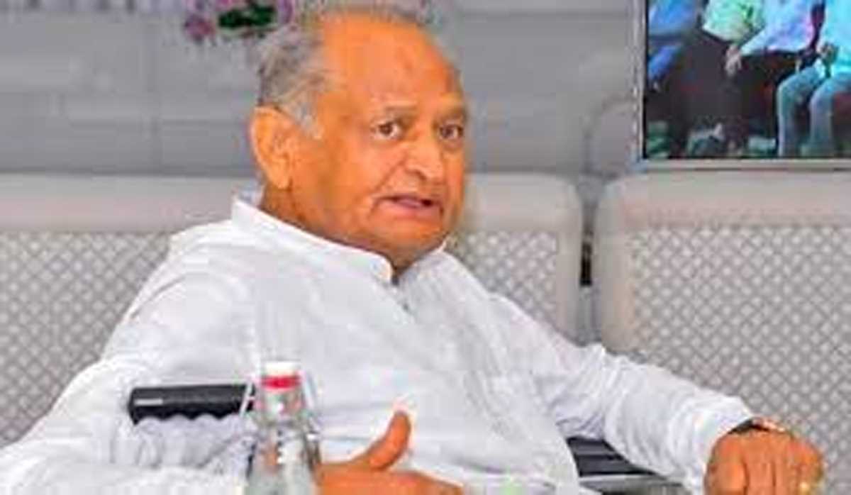 राजस्थान में सरकार गिराने के षड़यंत्र का जनता देगी जवाब : गहलोत